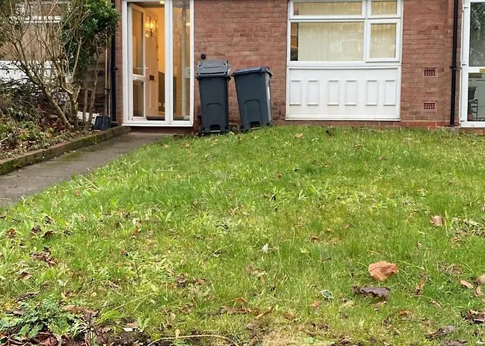 Edgbaston Townhouse 5 Minute Drive To City Centre
